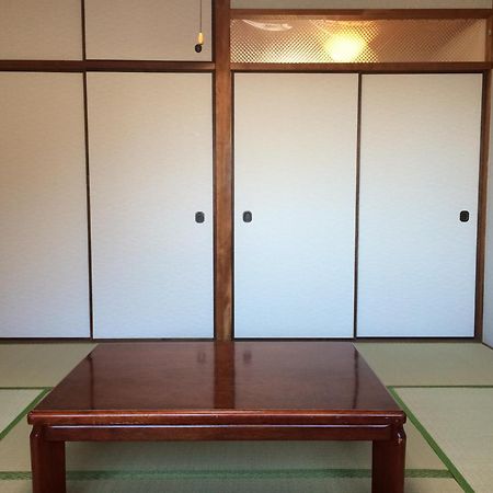 Shodoshima Olive Youth Hostel Room photo