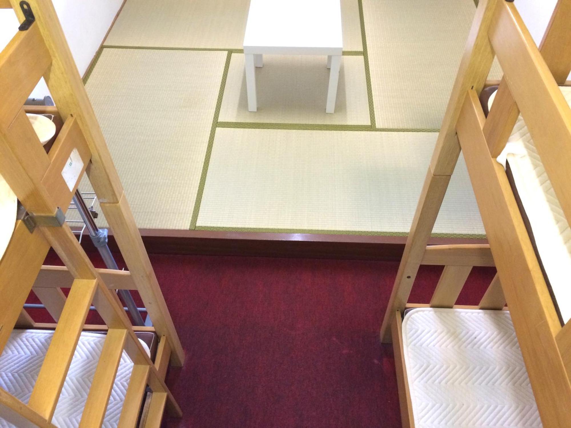 Shodoshima Olive Youth Hostel Room photo